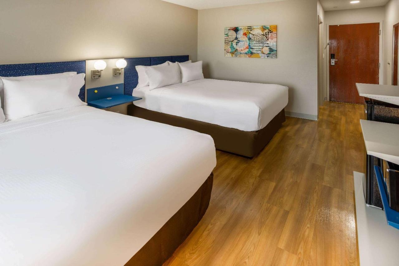 Microtel Inn And Suites - Солсбері Екстер'єр фото