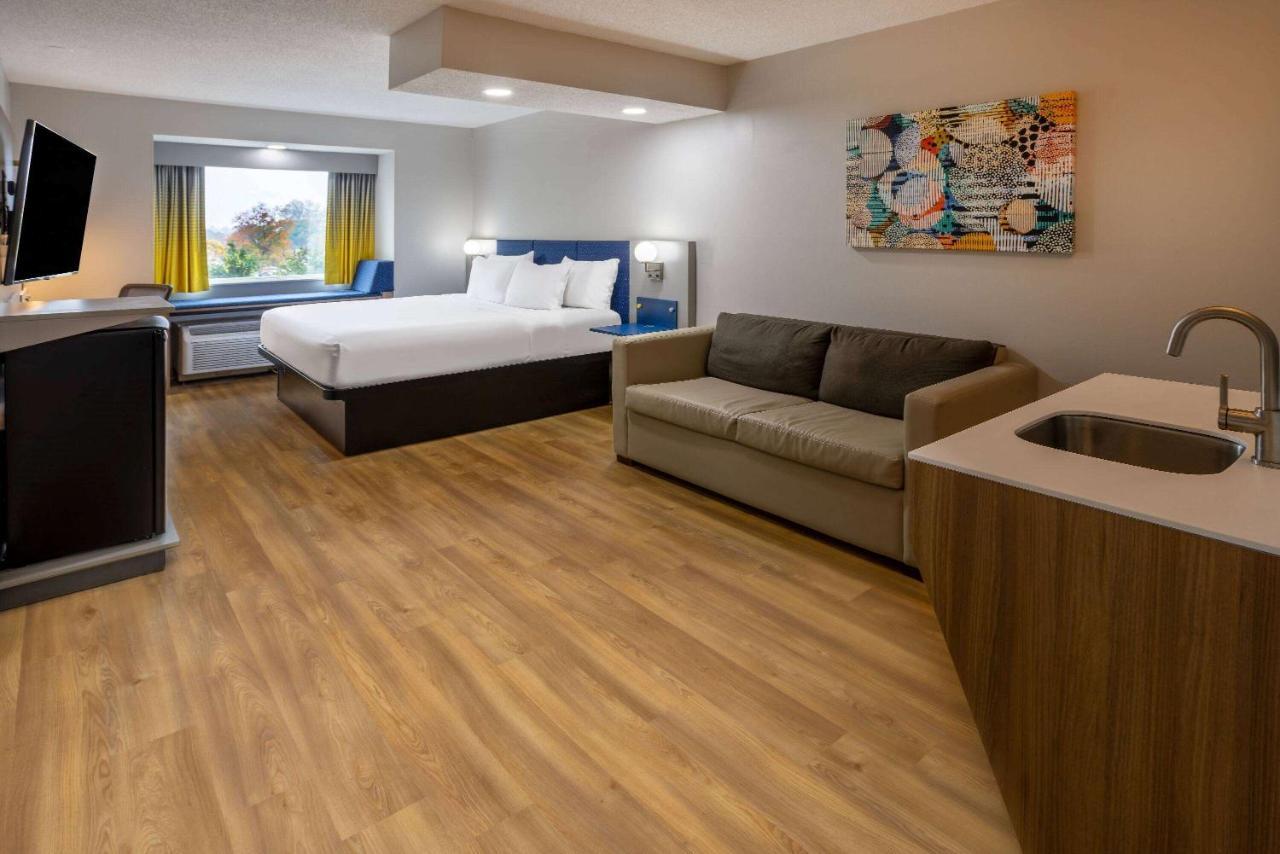 Microtel Inn And Suites - Солсбері Екстер'єр фото